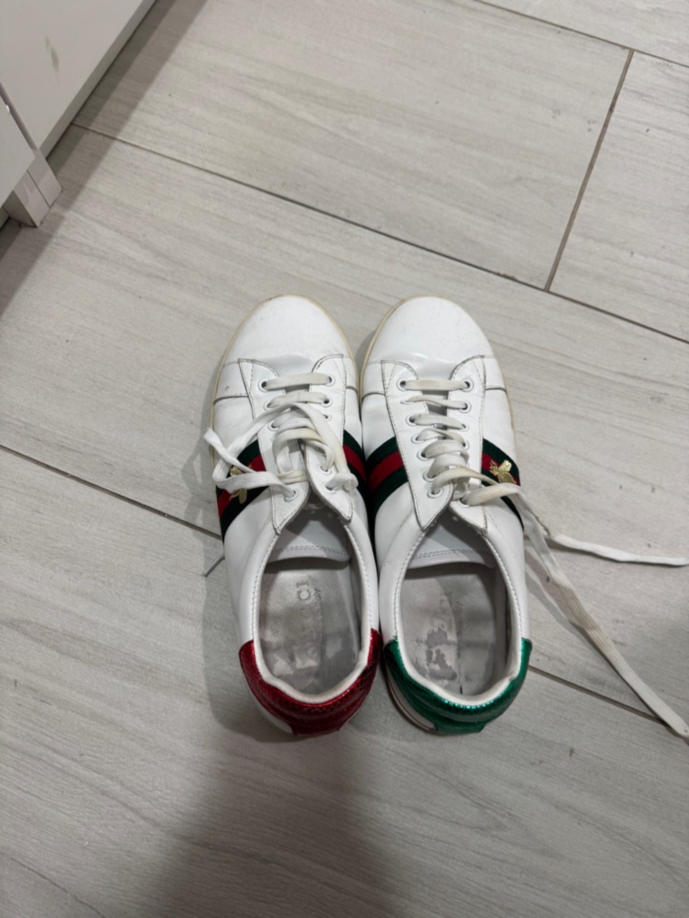 Gucci White Kids Leather Sneakers with Red & Green Accents